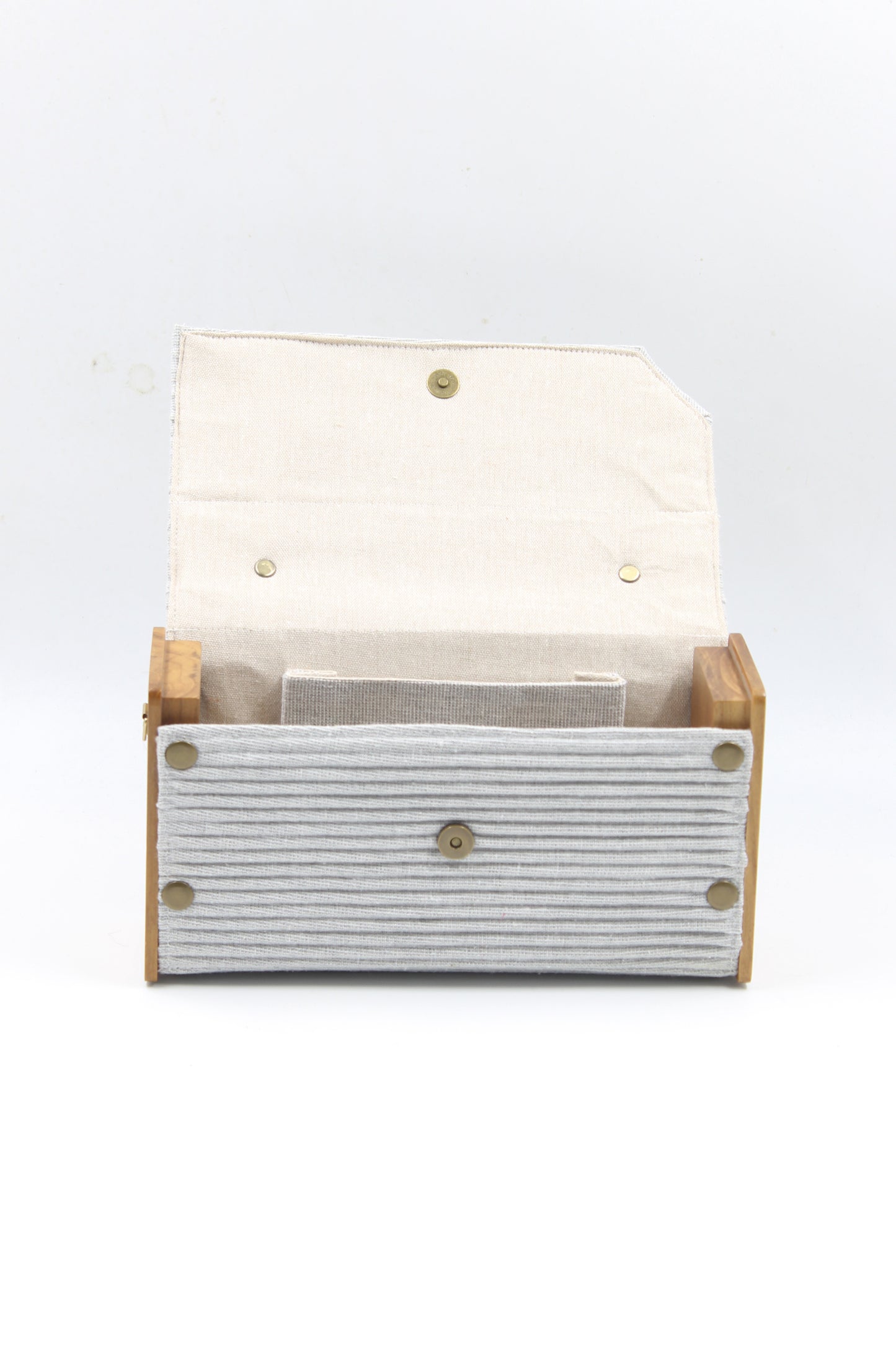 ASH GRARY & MOON Box Clutch - Changeable Sleeve