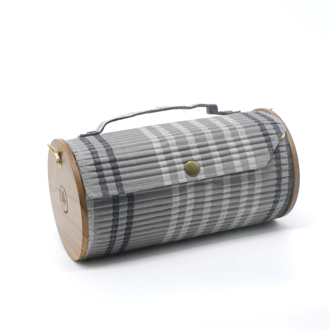 Wild Thunder Round Clutch - Changeable Sleeve Set
